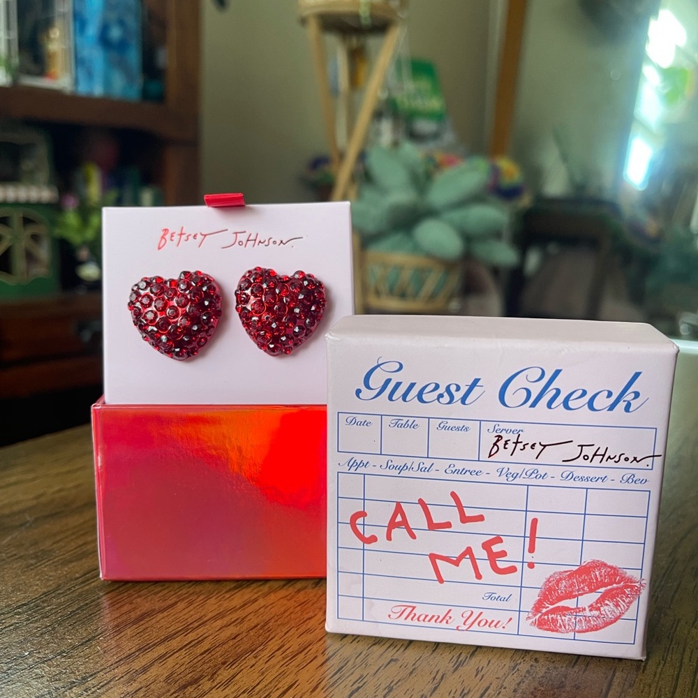 Betsey Johnson Red Crystal Heart Stud Earrings with Packaging